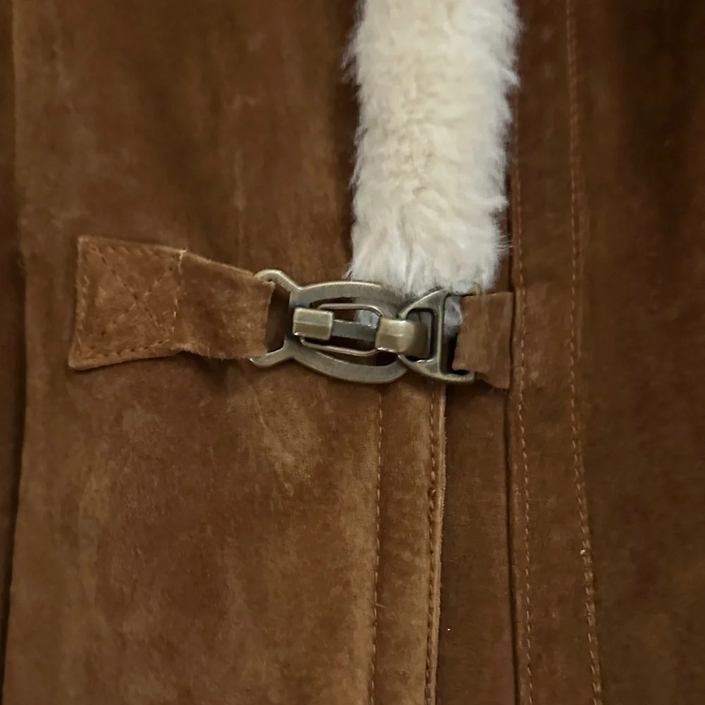 Vintage Gallery Brown Sued Leather Jacket with Cream Accents - Picture 3 of 11